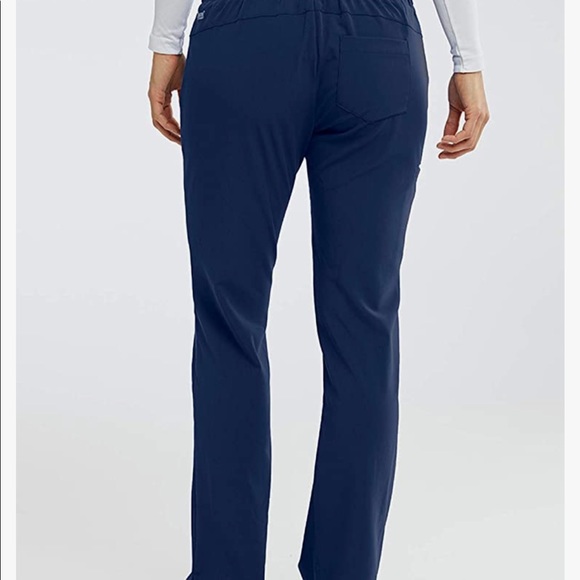 Grey’s Anatomy Signature navy Scrub top & bottom L - Picture 5 of 5